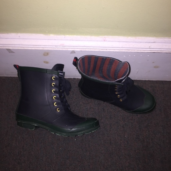 tommy hilfiger rain booties